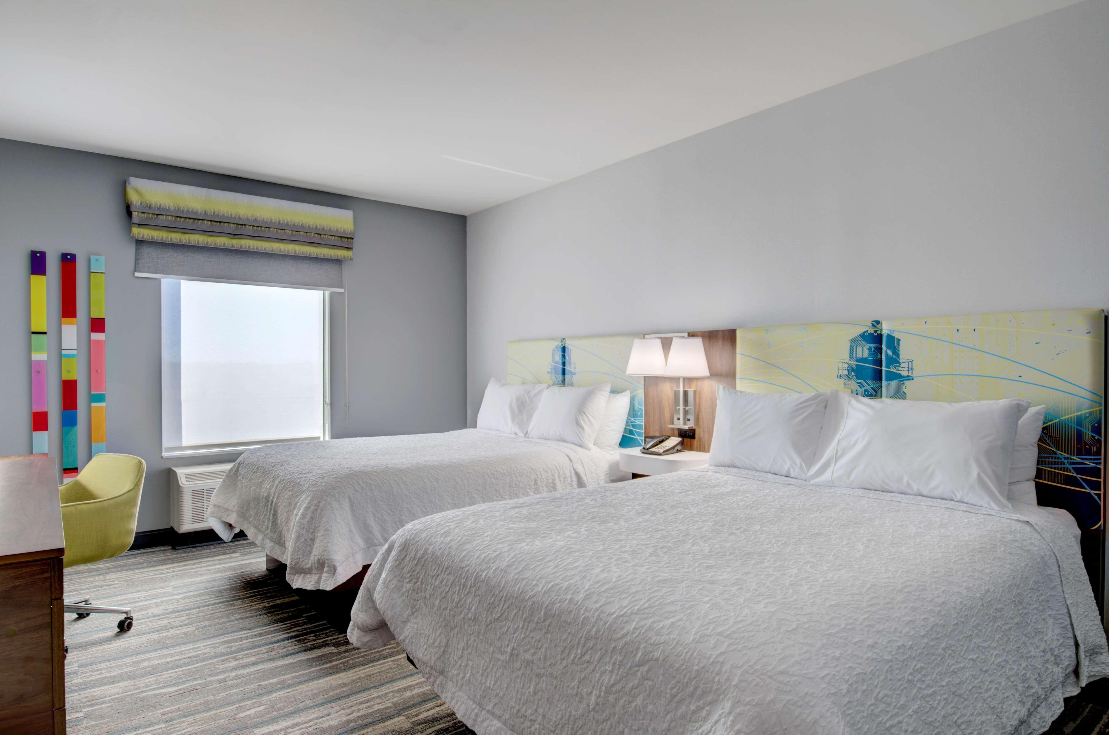 Hampton Inn & Suites Portland West Extérieur photo