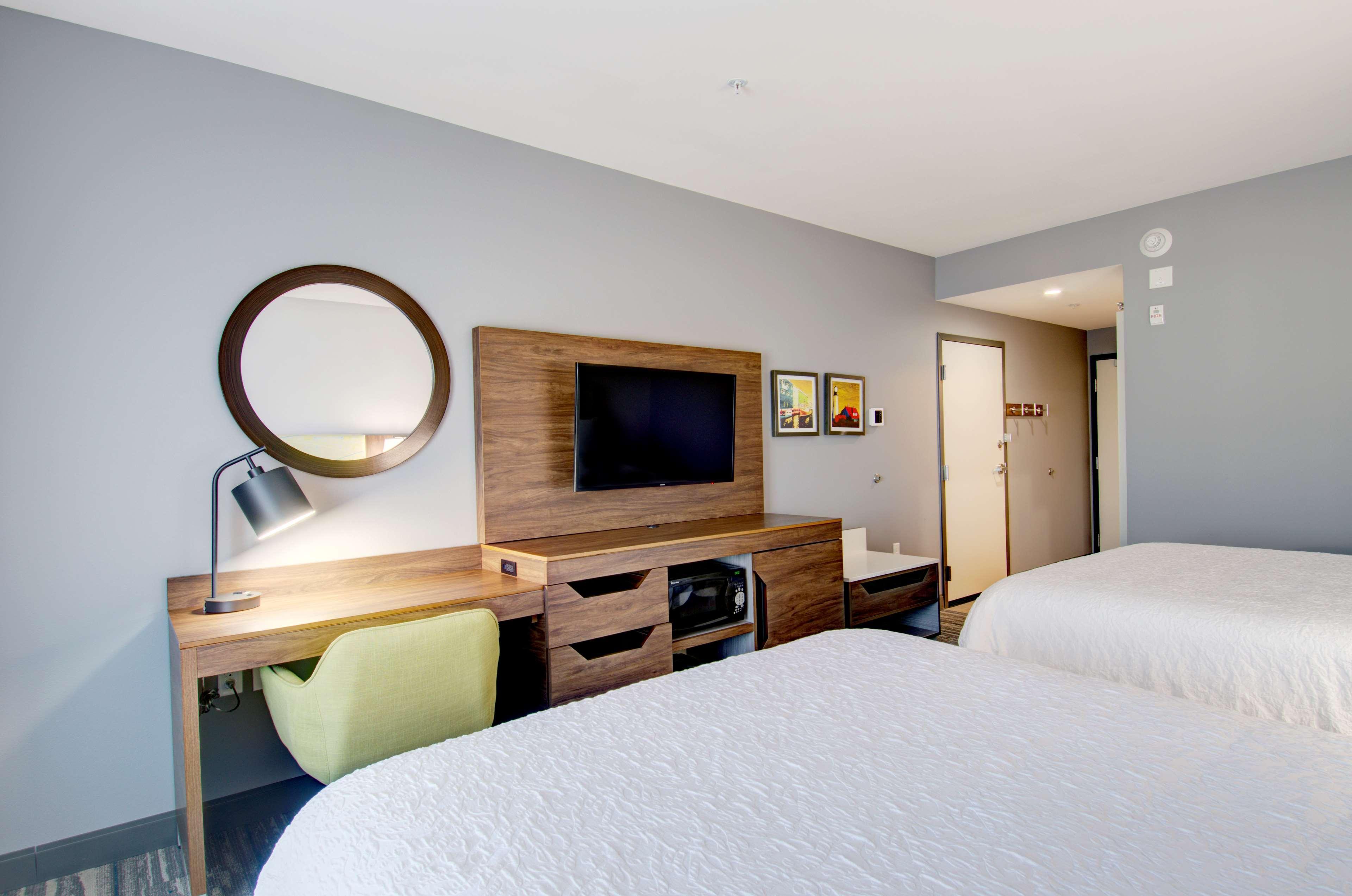 Hampton Inn & Suites Portland West Extérieur photo