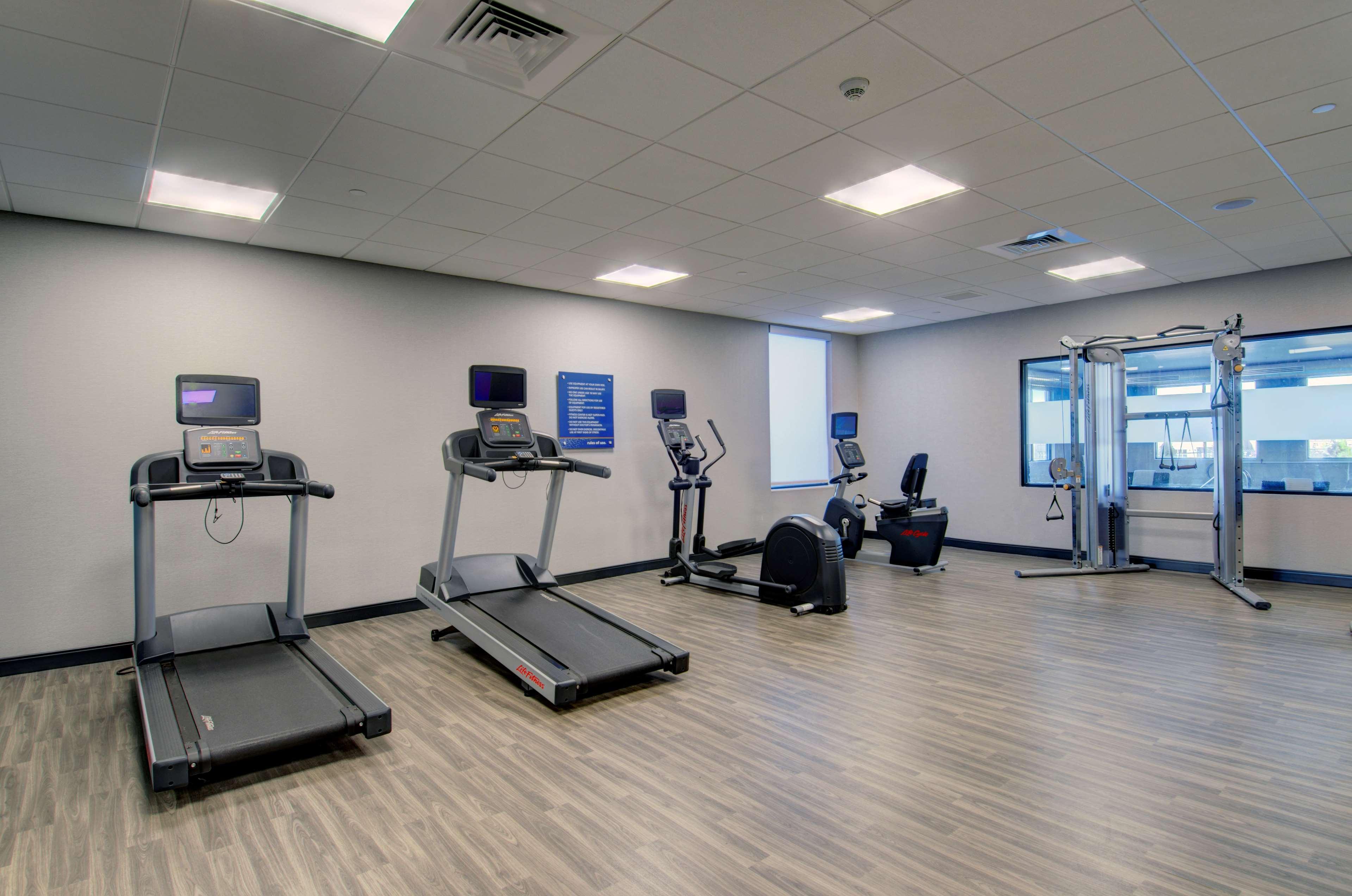 Hampton Inn & Suites Portland West Extérieur photo