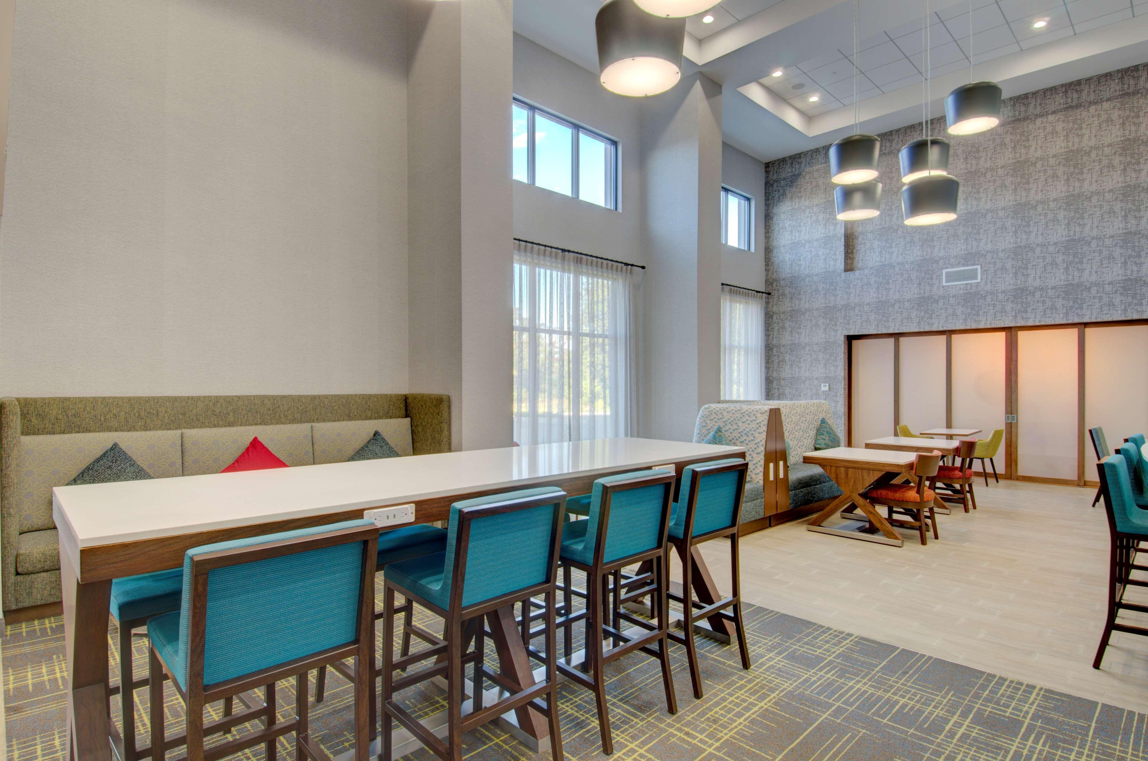 Hampton Inn & Suites Portland West Extérieur photo