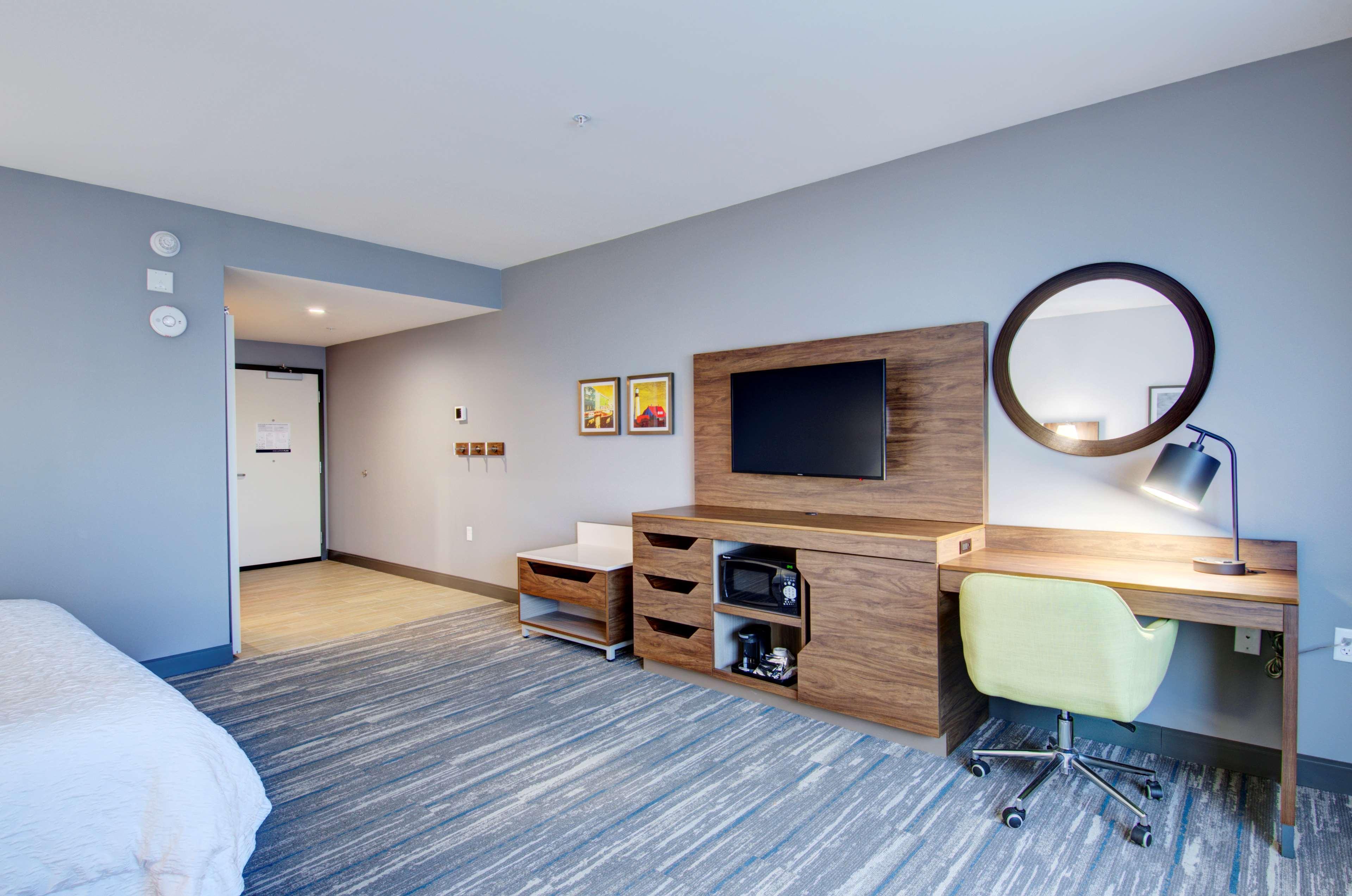 Hampton Inn & Suites Portland West Extérieur photo