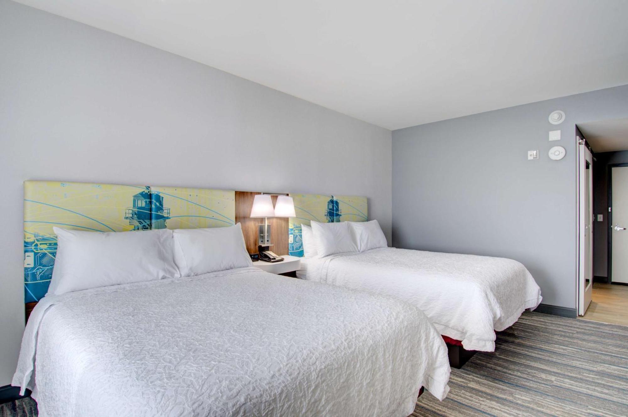 Hampton Inn & Suites Portland West Extérieur photo