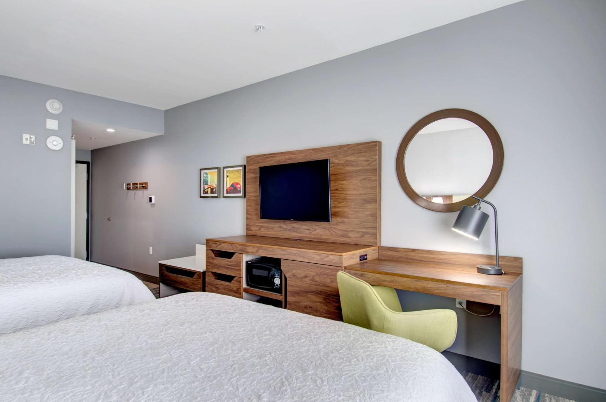 Hampton Inn & Suites Portland West Extérieur photo